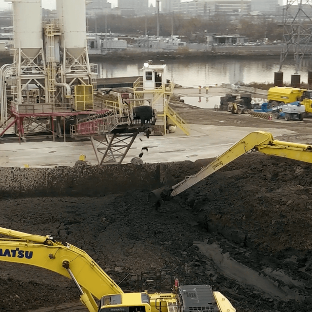 Dredge worksite