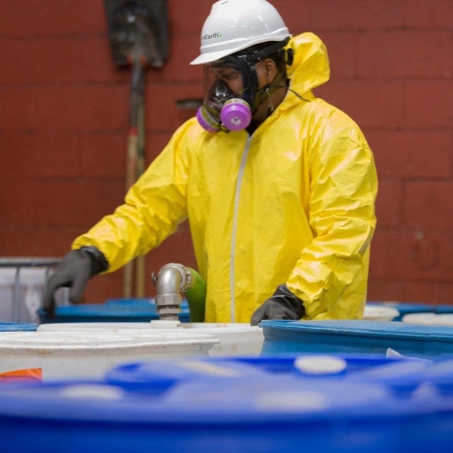 Lab Packing Clean Earth